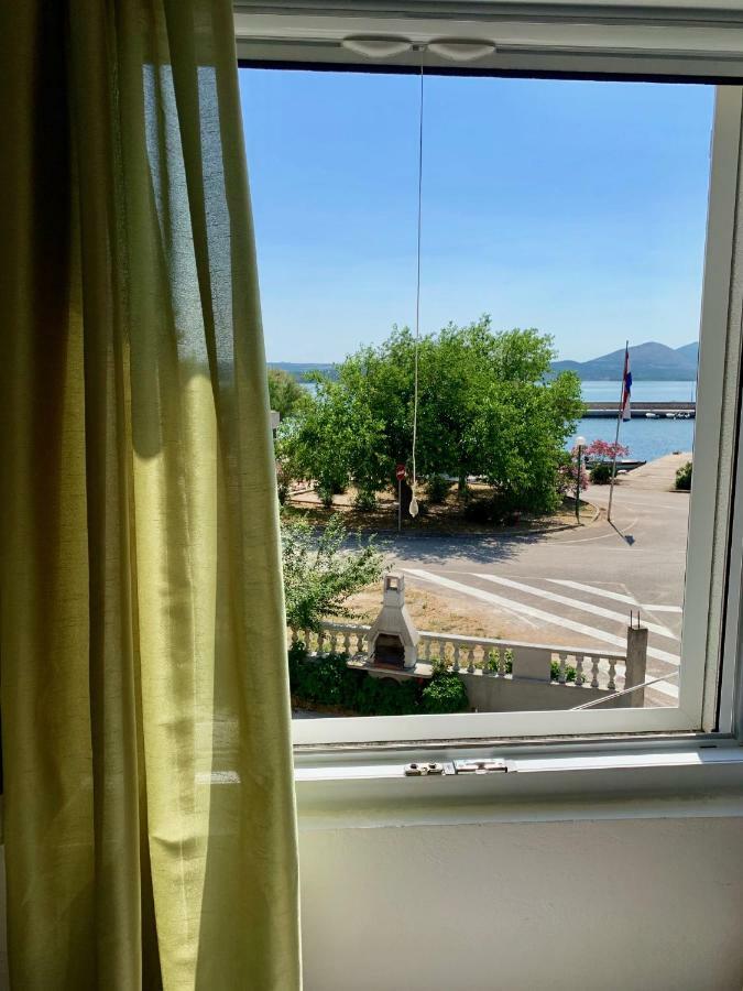 Apartment Bujas Raslina Eksteriør bilde